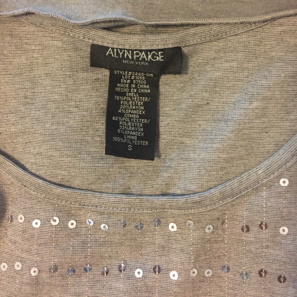 Beautiful Sequined Top - Picture 2 of 3